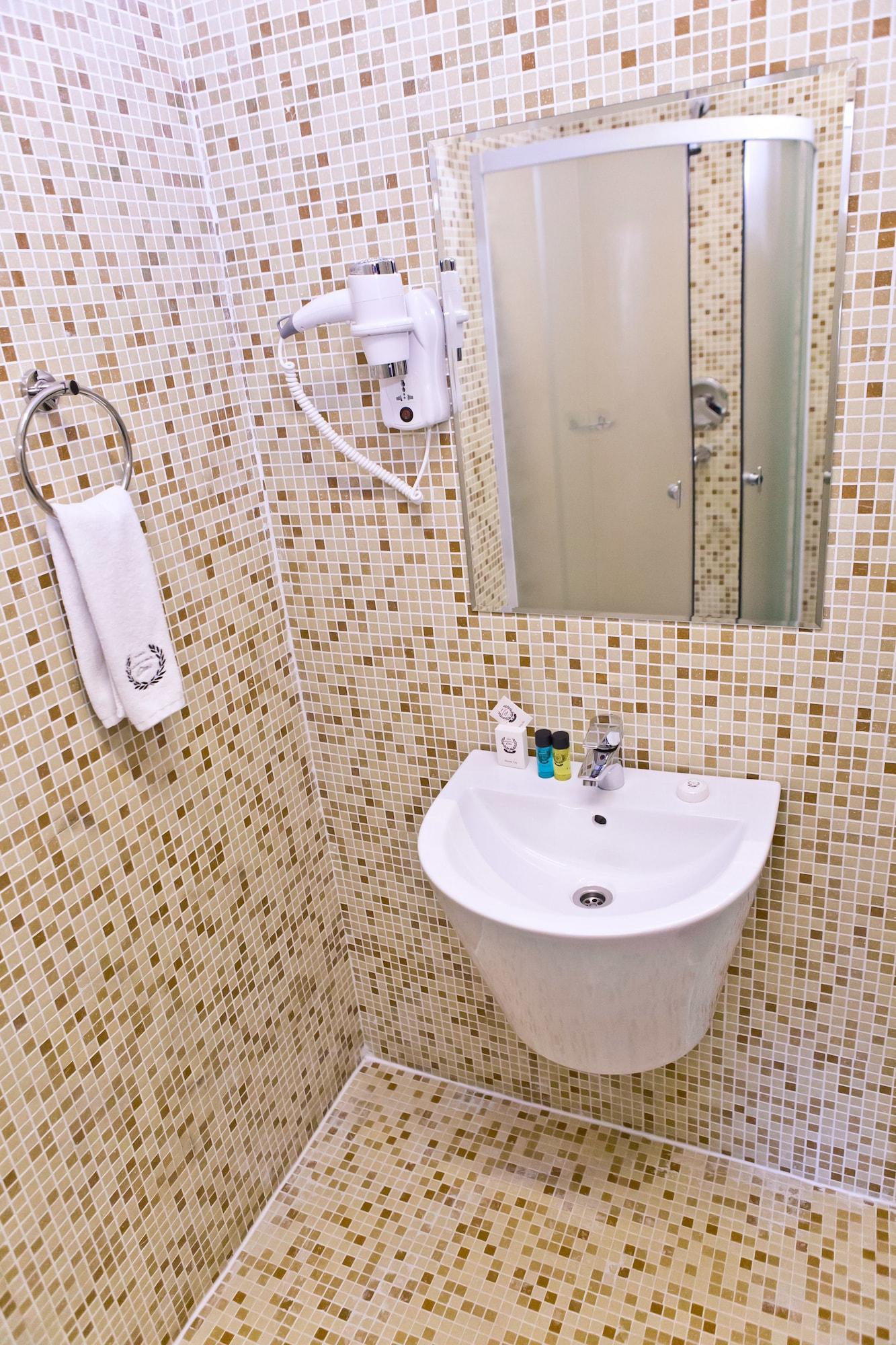 Olsi Hotel