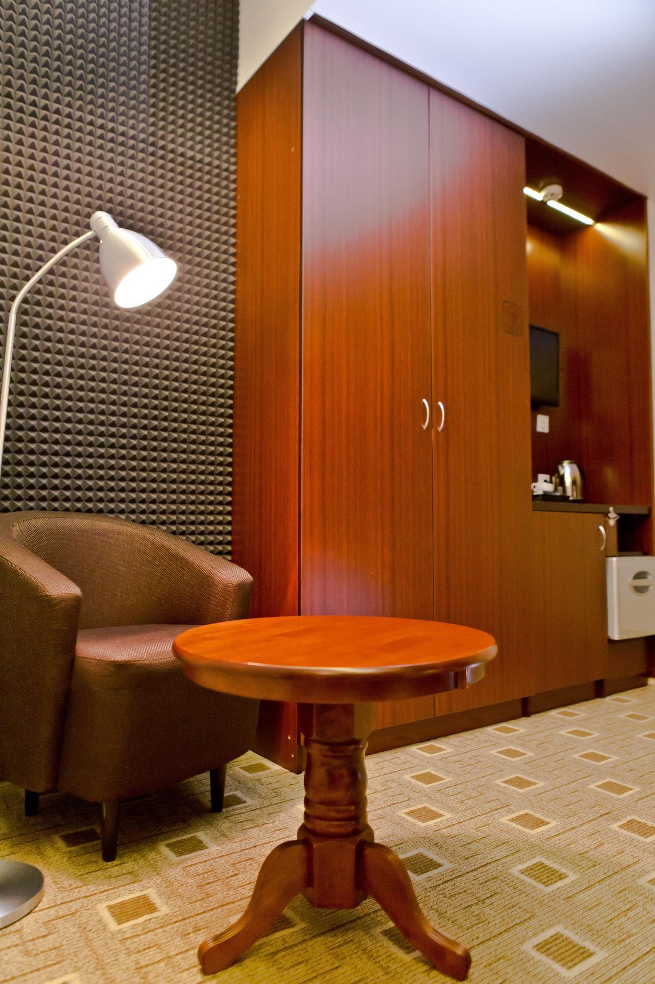 Hotel Olsi 4*